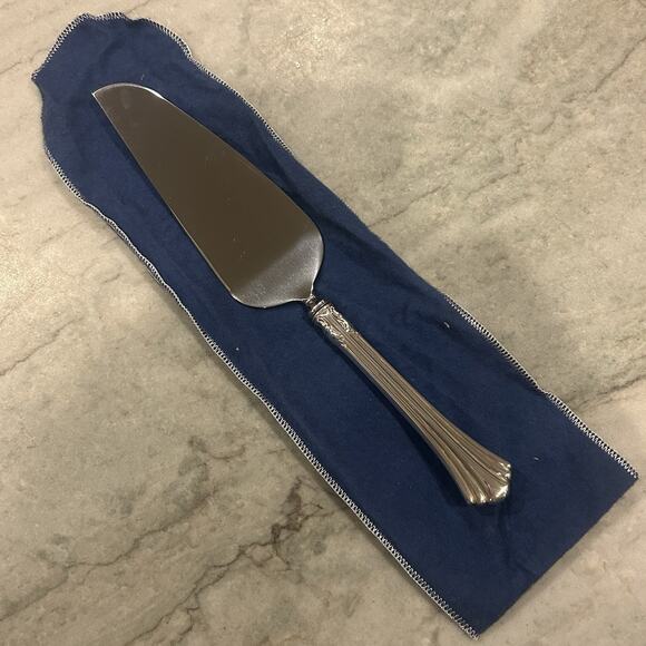 REED & BARTON Sterling Silver Handle Pie Cake Server - Picture 1 of 7